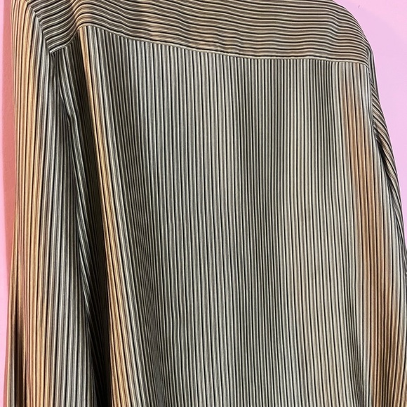 Vintage 100% Silk Button Down striped base layer career work Blouse Top Sz 12 - Picture 9 of 10